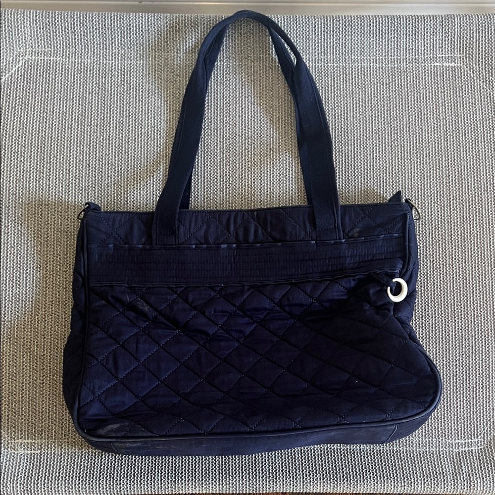 Good🎉condition TRAVELON Elegant Navy Quilted Laptop Bag 17 x 12 x 4.5 inches